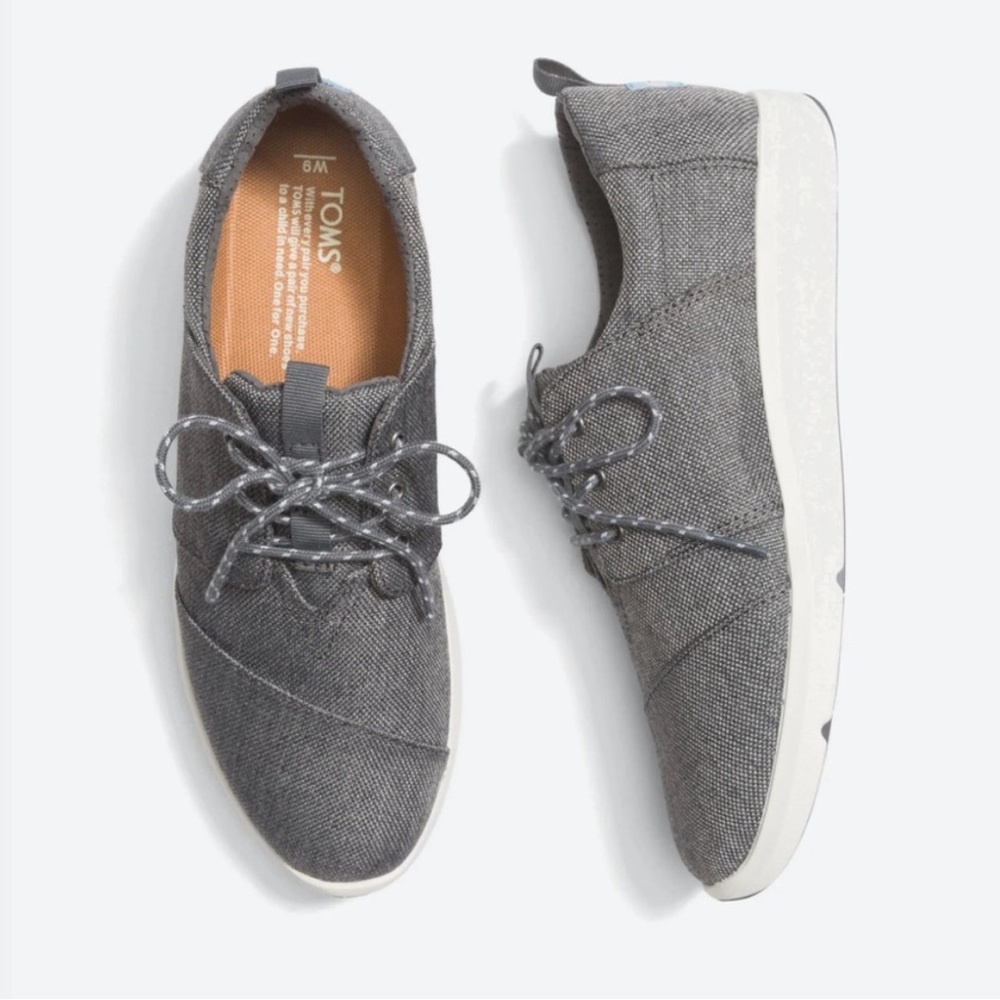Toms Del Rey Women’s Sneaker size 9